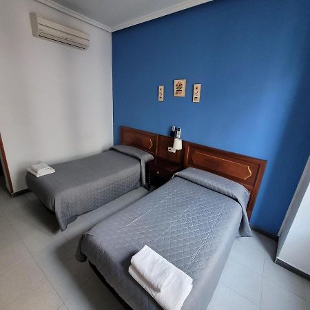 Hostal Pan America Madrid Kültér fotó